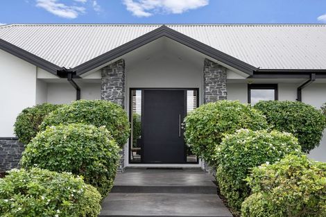 Photo of property in 2 Westburn Place, Prebbleton, 7604