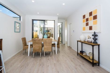 Photo of property in 7 Pihoihoi Place, Hobsonville, Auckland, 0616