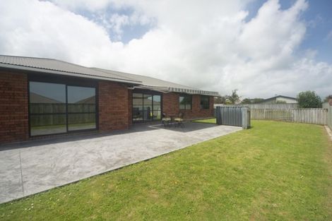 Photo of property in 15 Ludlam Way, Otaki, 5512