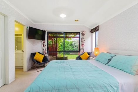 Photo of property in 33 Hoyte Place, Pukehangi, Rotorua, 3015