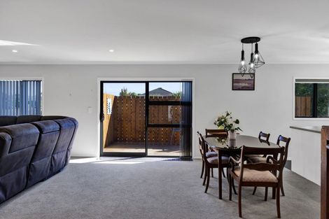 Photo of property in 50 Oberon Street, Stratford, 4332