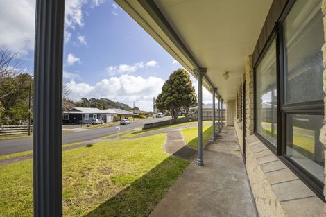 Photo of property in 2 Squire Place, Blagdon, New Plymouth, 4310