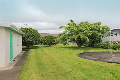 Photo of property in 10 Neeve Road, Taradale, Napier, 4112