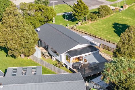 Photo of property in 42b Wallis Street, Raglan, 3225