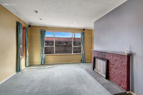 Photo of property in 65 Daniels Road, Redwood, Christchurch, 8051