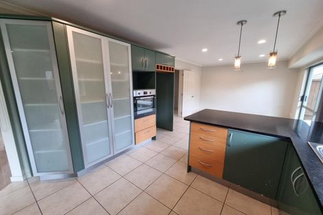 Photo of property in 15 Meteor Place, Schnapper Rock, Auckland, 0632
