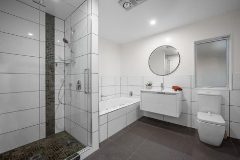 Photo of property in 1777 State Highway 16, Helensville, 0875