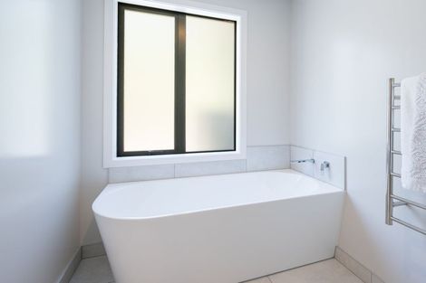 Photo of property in 16 Ledger Road, Atawhai, Nelson, 7010