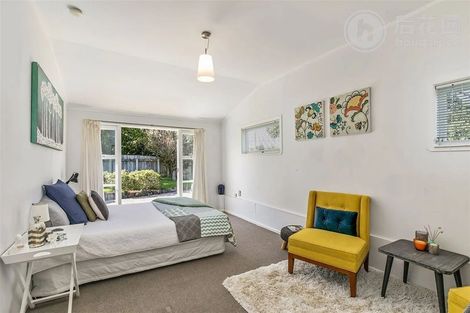 Photo of property in 15 Saffron Street, Birkdale, Auckland, 0626