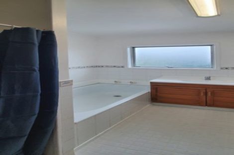 Photo of property in 2/192 Glamorgan Drive, Torbay, Auckland, 0630