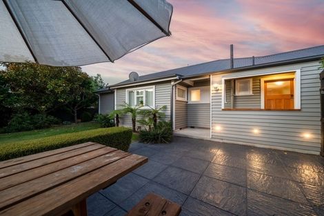 Photo of property in 252 Centaurus Road, Saint Martins, Christchurch, 8022