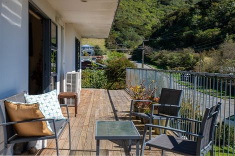 Photo of property in 26a Buller Street, Picton, 7220