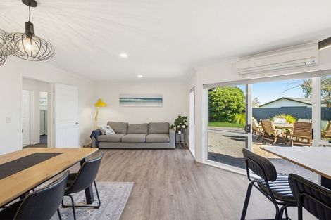 Photo of property in 27 Basley Road, Owhata, Rotorua, 3010