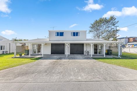 Photo of property in 49 Bay Street, Red Beach, 0932