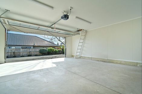 Photo of property in 27 Chambers Street, Havelock North, 4130