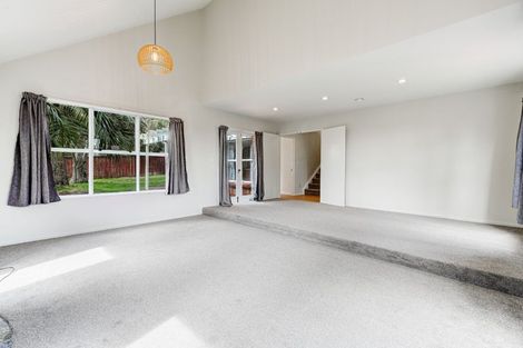 Photo of property in 3 Charles Prevost Drive, The Gardens, Auckland, 2105