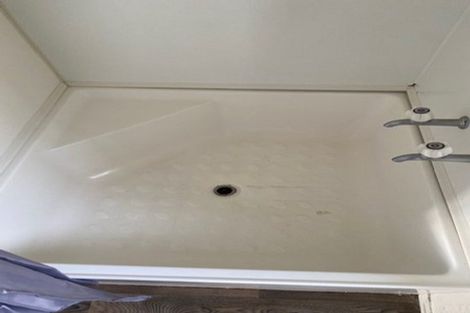 Photo of property in 1/86 Birkdale Road, Birkdale, Auckland, 0626