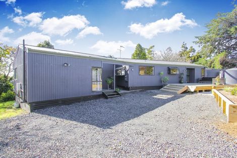 Photo of property in 10 Goudie Road, Helensville, 0875