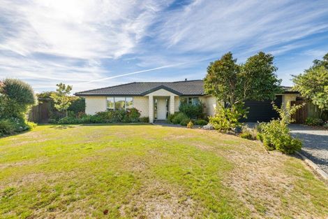 Photo of property in 12 Willowside Place, Amberley, 7410