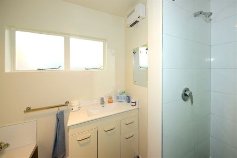 Photo of property in 162 Condell Avenue, Papanui, Christchurch, 8053