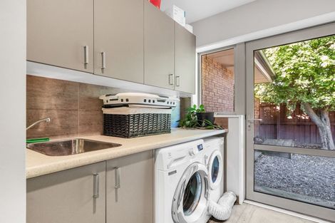 Photo of property in 16 Hemingway Place, Spencerville, Christchurch, 8083