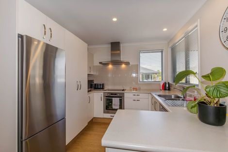 Photo of property in 1 Acorn Way, Stoke, Nelson, 7011