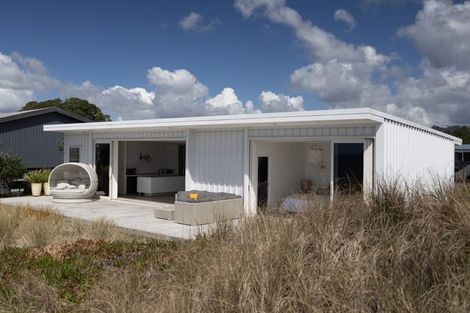 Photo of property in 61 Broadway Road, Waihi Beach, 3611
