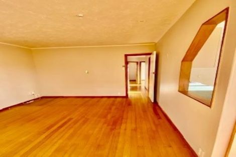 Photo of property in 14 Lanigan Street, Birkdale, Auckland, 0626