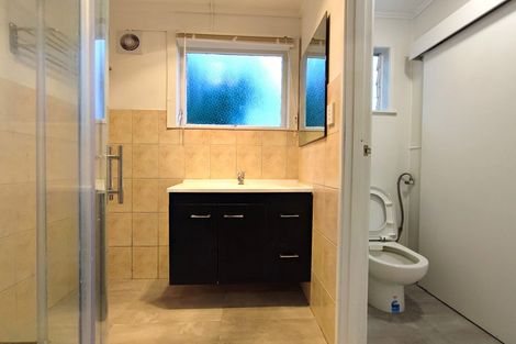 Photo of property in 79 Harrington Road, Henderson, Auckland, 0610