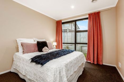 Photo of property in 5 Waitaria Terrace, Aotea, Porirua, 5024