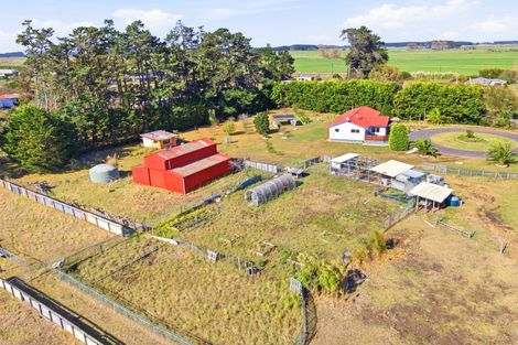Photo of property in 41 Rangiotu Road, Himatangi, Palmerston North, 4477