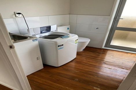Photo of property in 27 Normanton Street, Glenfield, Auckland, 0629