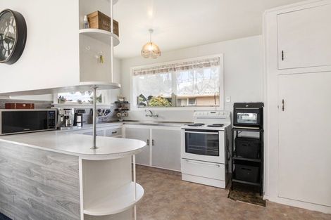 Photo of property in 12 Carters Road, Aranui, Christchurch, 8061