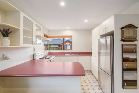 Photo of property in 17m Matawai Close, Rangiora, 7400