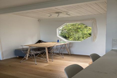 Photo of property in 60 Kauri Point Road, Laingholm, Auckland, 0604