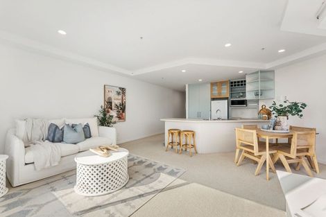 Photo of property in 29/12 Maunganui Road, Mount Maunganui, 3116