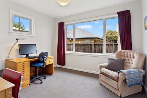 Photo of property in 5 Bentley Street, Russley, Christchurch, 8042
