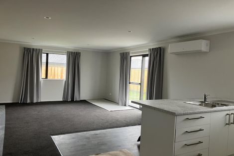 Photo of property in 8 Frogmore Way, Rolleston, 7615