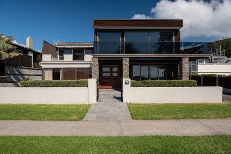 Photo of property in 30 Marine Parade, Mount Maunganui, 3116