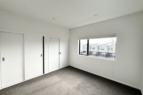 Photo of property in 27/28 Westgate Drive, Westgate, Auckland, 0614