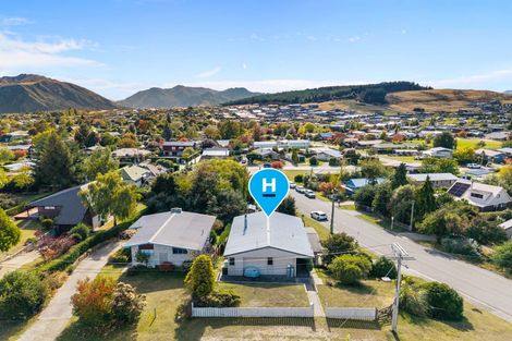 Photo of property in 70 Beech Street, Wanaka, 9305