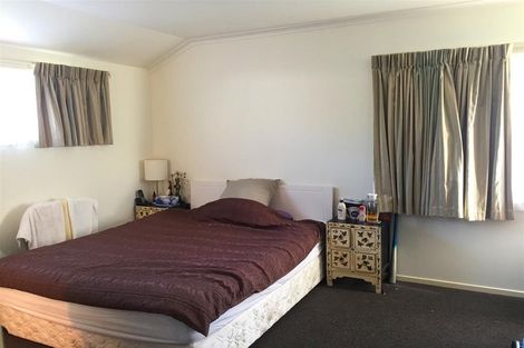 Photo of property in 4 Baltic Place, Goodwood Heights, Auckland, 2105