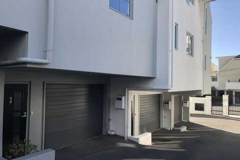 Photo of property in 28u3 Majoribanks Street, Mount Victoria, Wellington, 6011