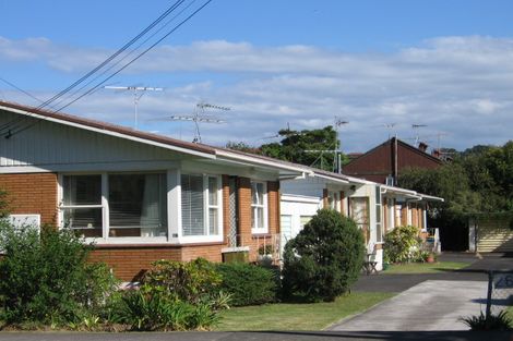 Photo of property in 4/26 Bute Road, Browns Bay, Auckland, 0630