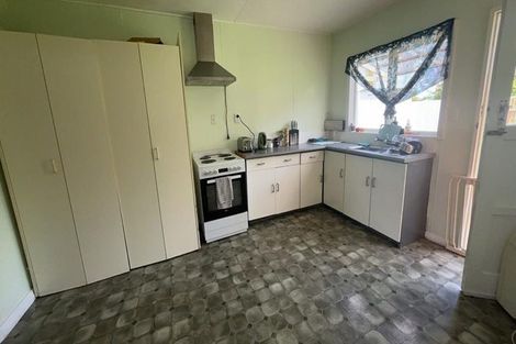 Photo of property in 82- 84 Queen Street, Westport, 7825