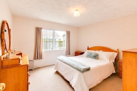 Photo of property in 3/55 Meeanee Road, Taradale, Napier, 4112