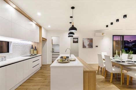 Photo of property in 20 Kuaha Road, Massey, Auckland, 0614