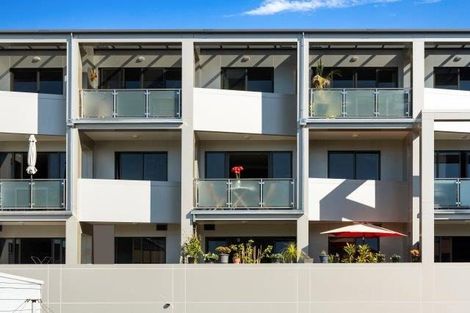 Photo of property in 26/281 Maunganui Road, Mount Maunganui, 3116