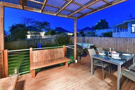 Photo of property in 32 Karaka Street, Helensville, 0800