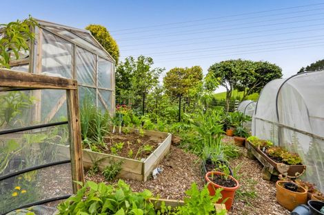 Photo of property in 20 Dudley Road Lower, Inglewood, 4386